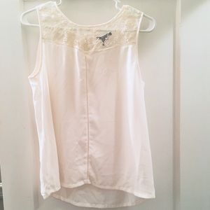 Women’s cream tank top